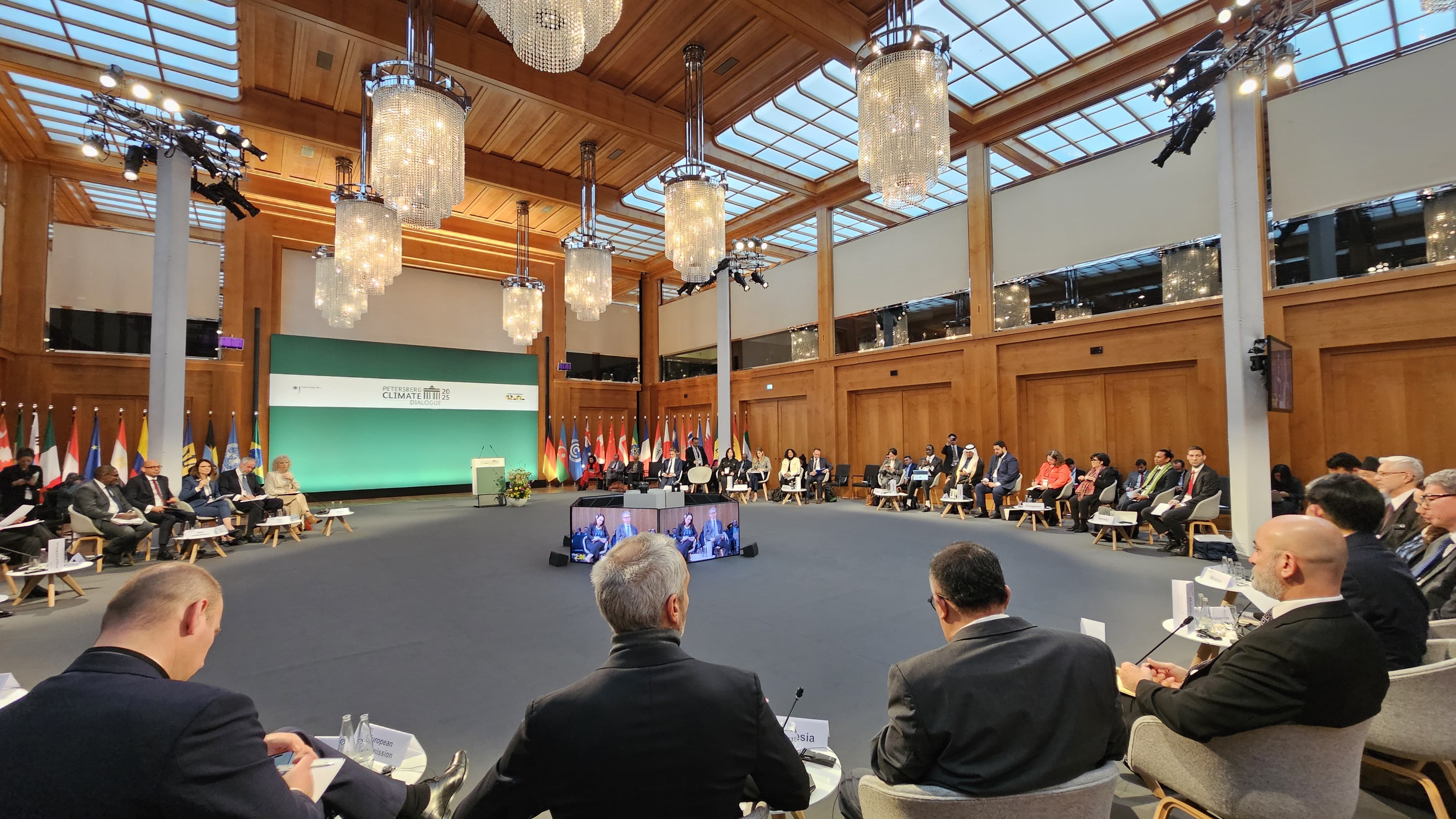 Deputy Minister of Environment, Urbanization, and Climate Change Varank and Director of Climate Change Hasar Attend the 16th Petersberg Climate Dialogue