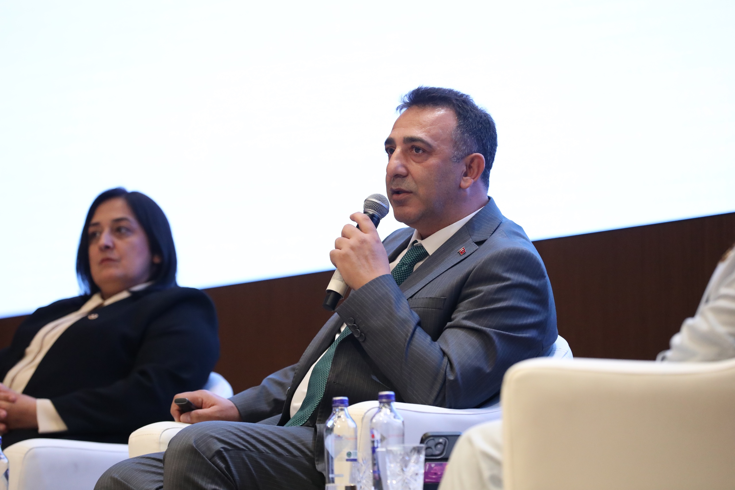 Director of Climate Change Prof. Hasar attends the “Breath for the Future, Resilient Cities” workshop