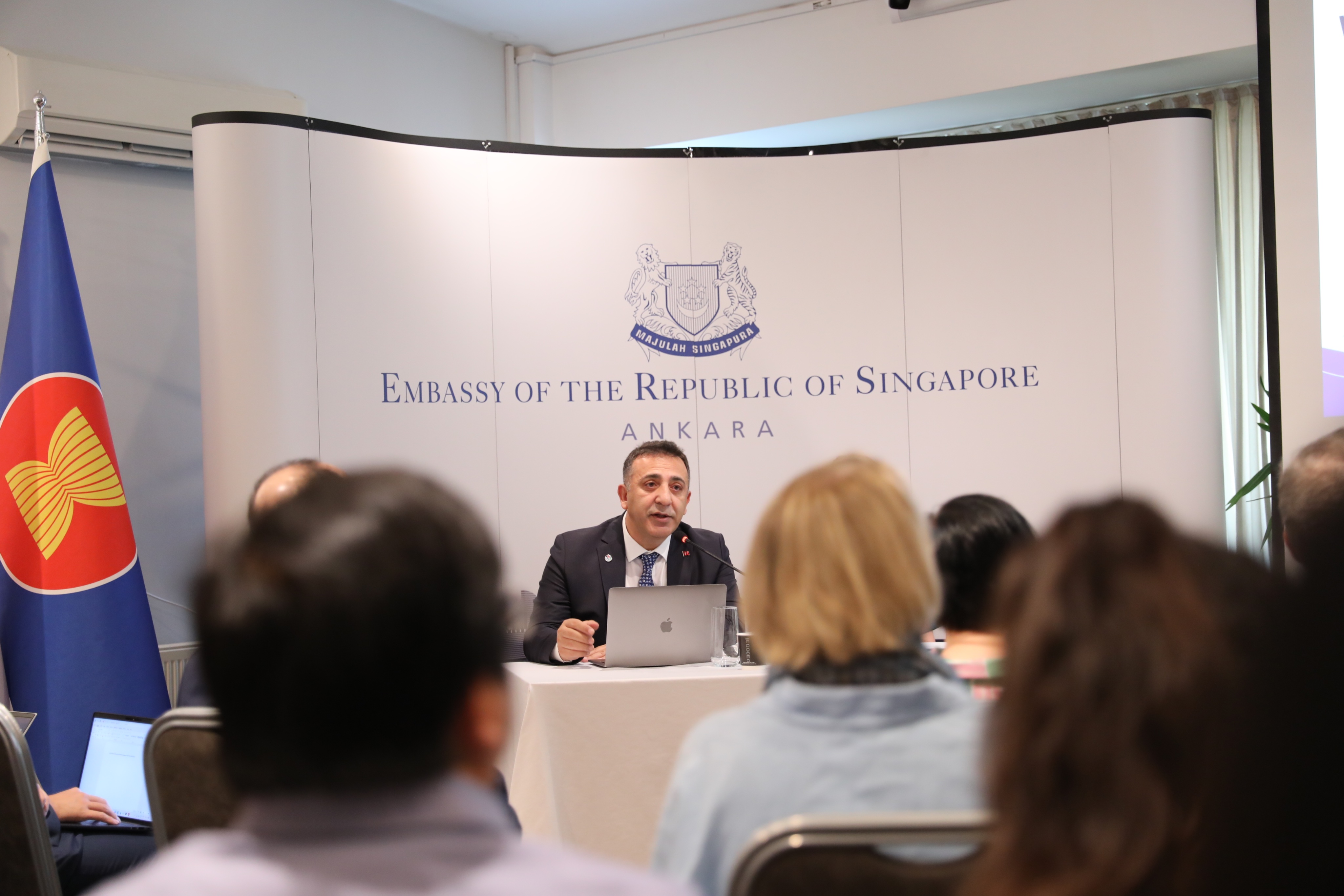 Director of Climate Change Hasar Addresses Singapore Embassy Conference Series