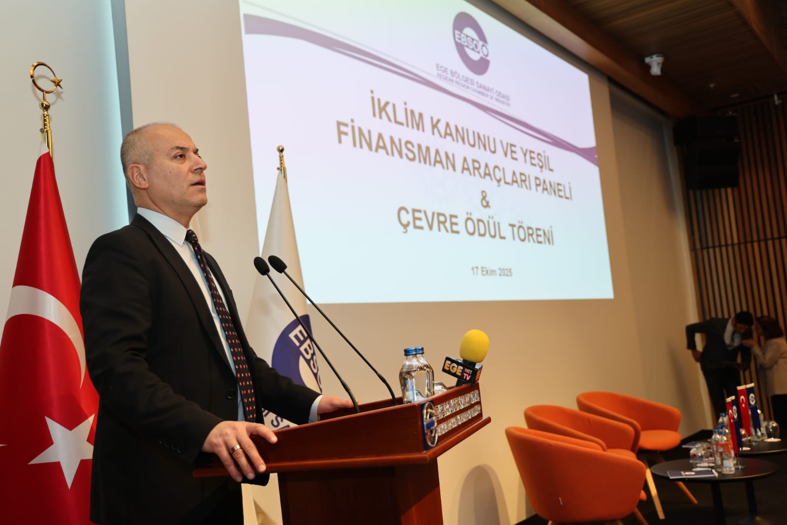 Directorate of Climate Change Briefs Industrial Stakeholders on the Climate Law in İzmir