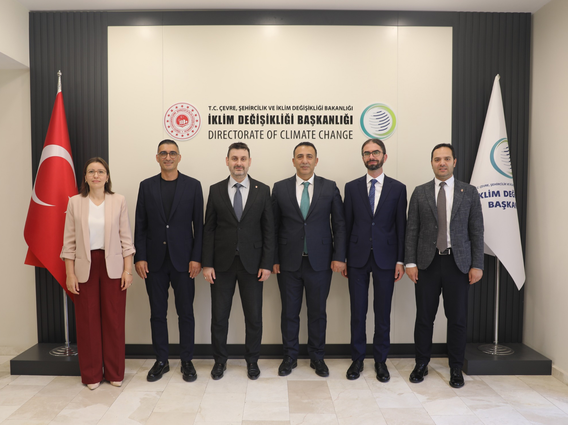 İklim Değişikliği Başkanı Hasar, Mimarlar ve Mühendisler Grubu yönetim kurulunu kabul etti