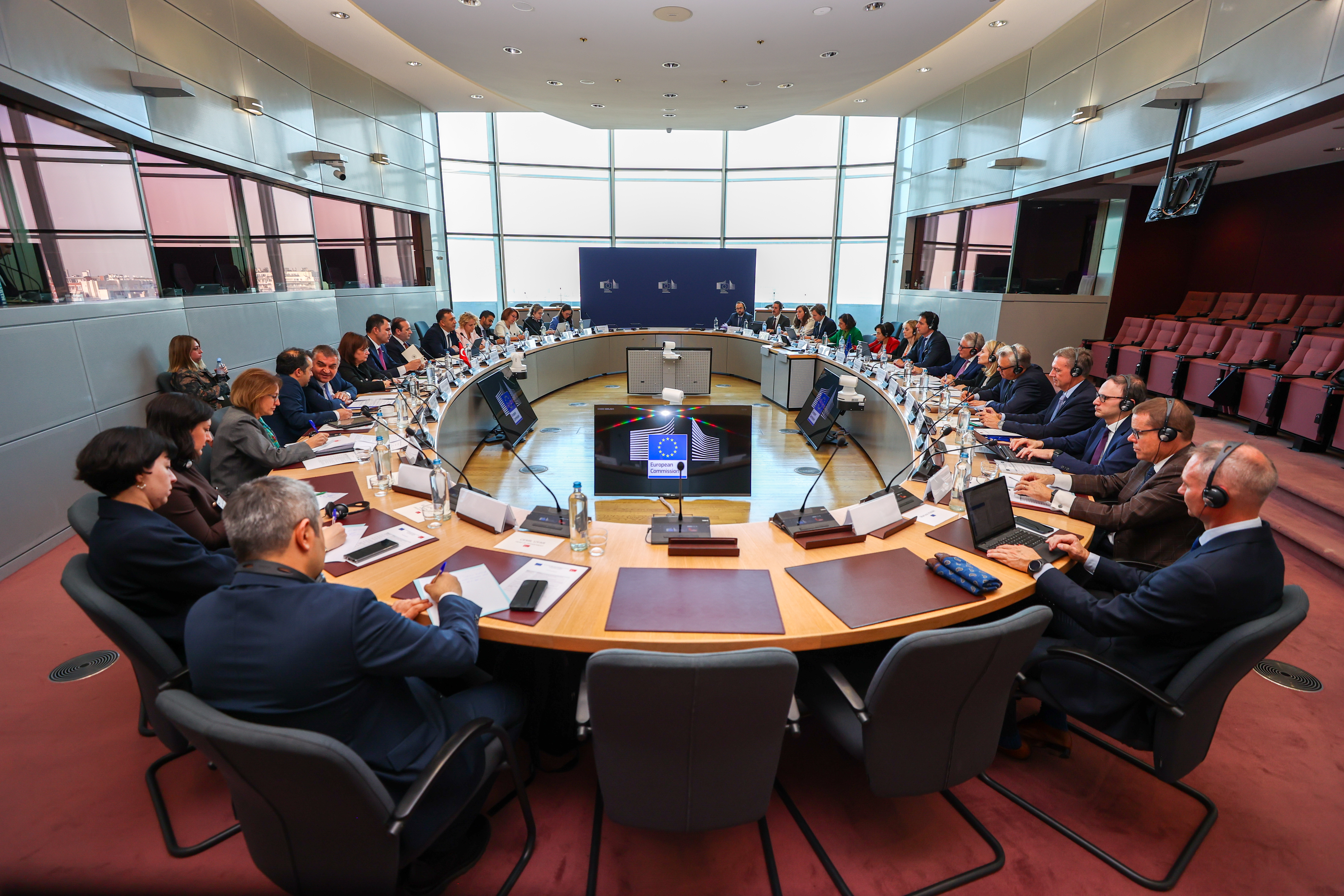 Minister Kurum Attends the Third Meeting of the Türkiye–EU High-Level Dialogue on Climate in Brussels