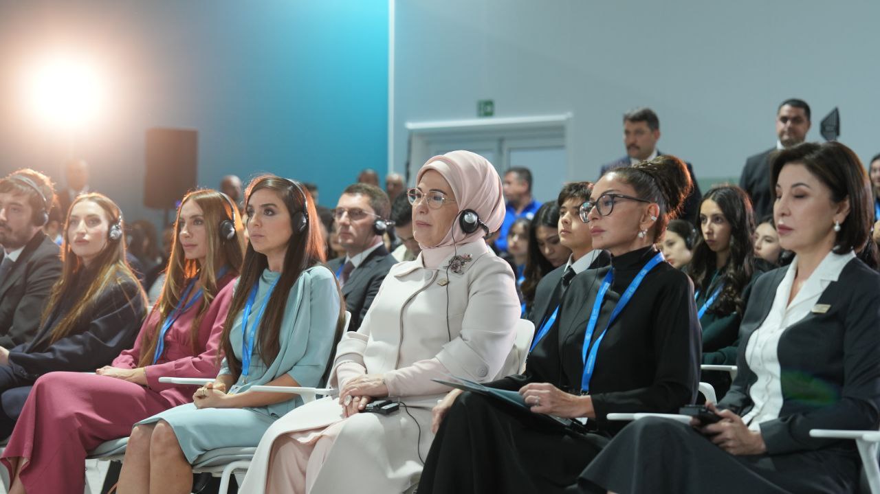 MINISTER MURAT KURUM CONDUCTS DIPLOMATIC ENGAGEMENTS AT COP29 IN BAKU