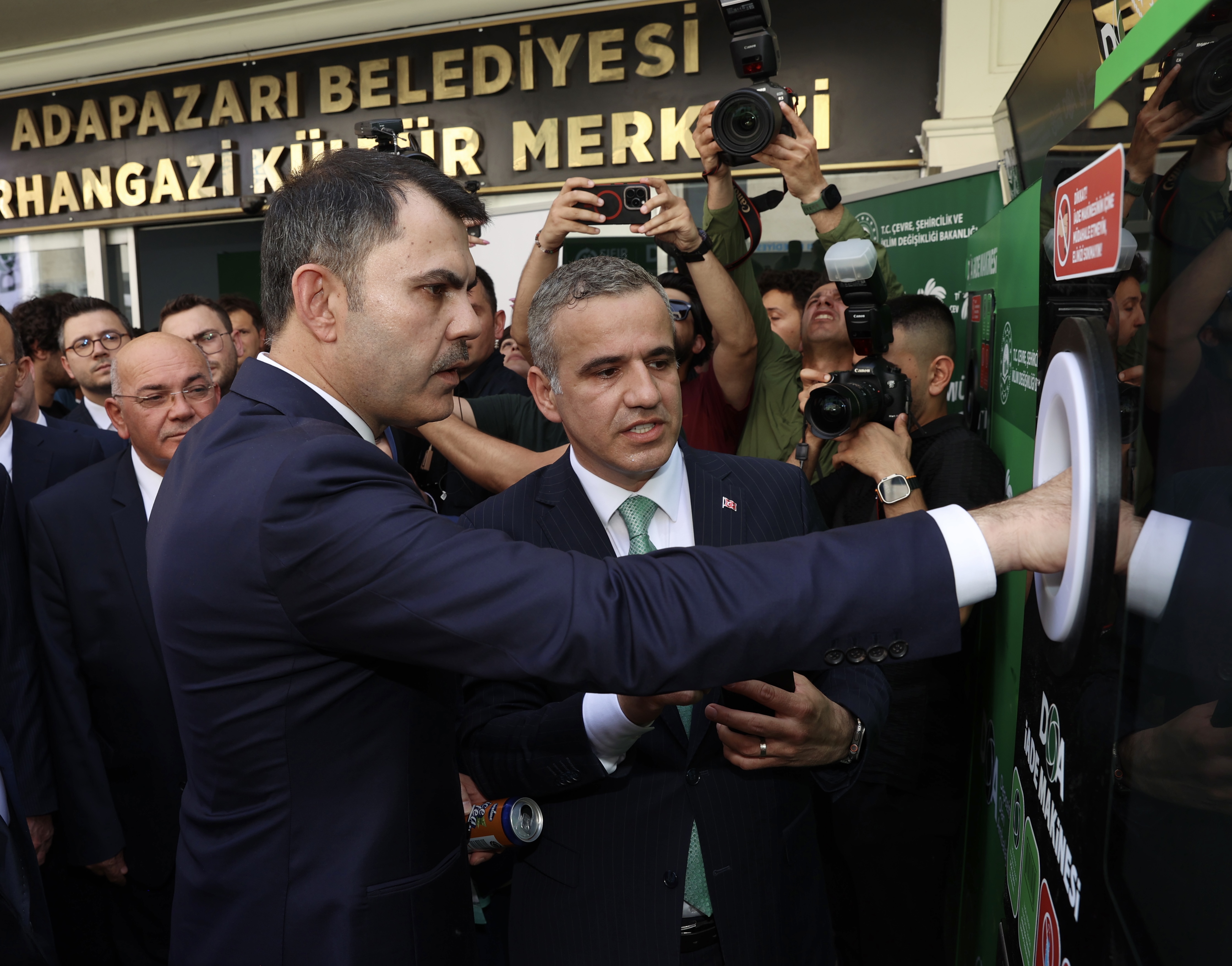 Minister of Environment, Urbanization, and Climate Change Kurum attends the promotional meeting of the Deposit Management System