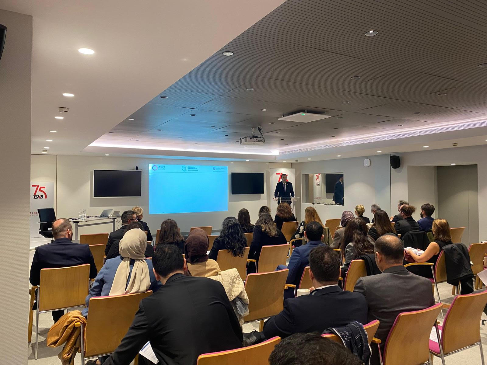 Stakeholder Meeting with the Finance Sector Held in İstanbul