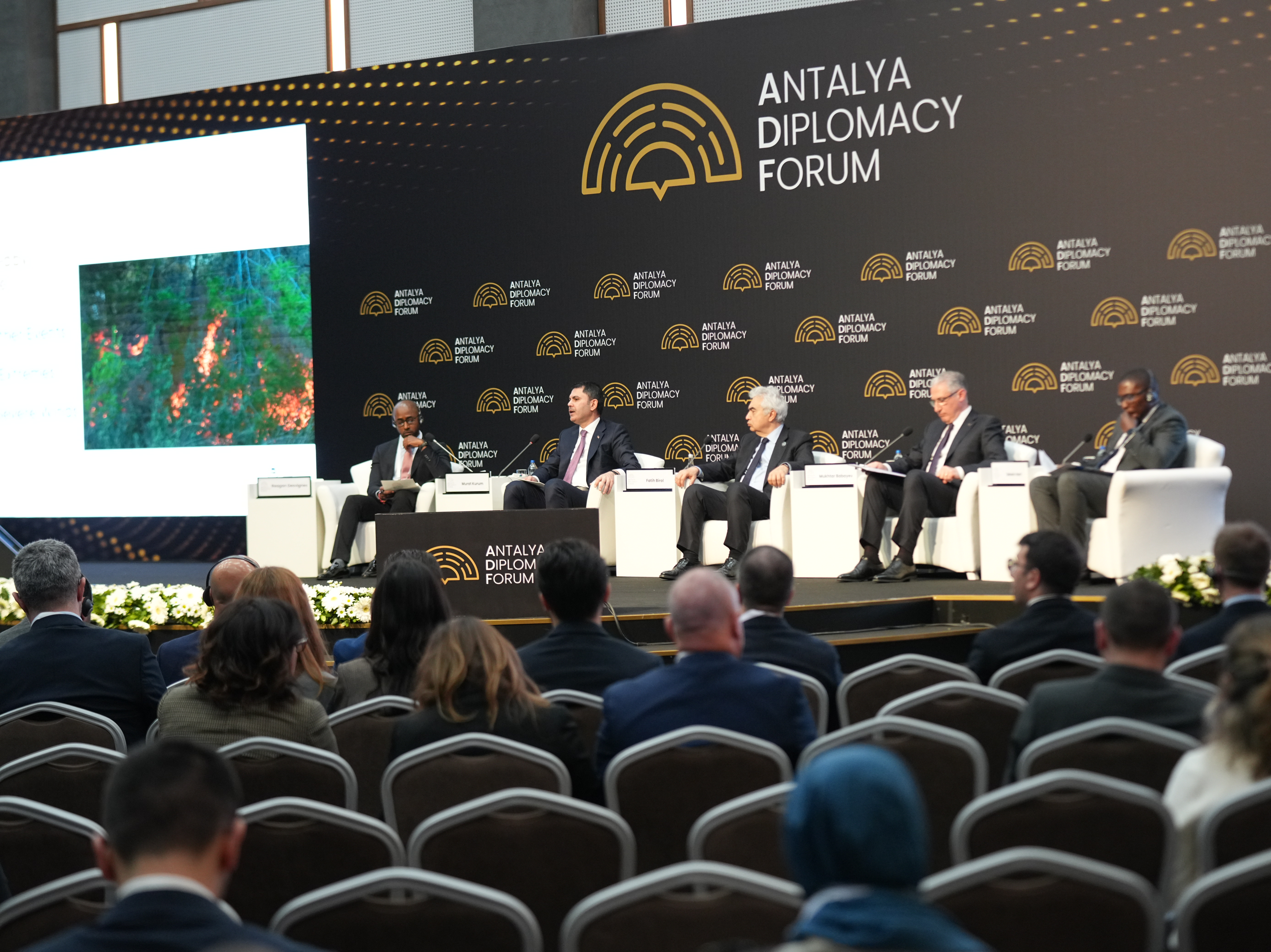 BAKAN KURUM, ANTALYA DİPLOMASİ FORUMU’NDA