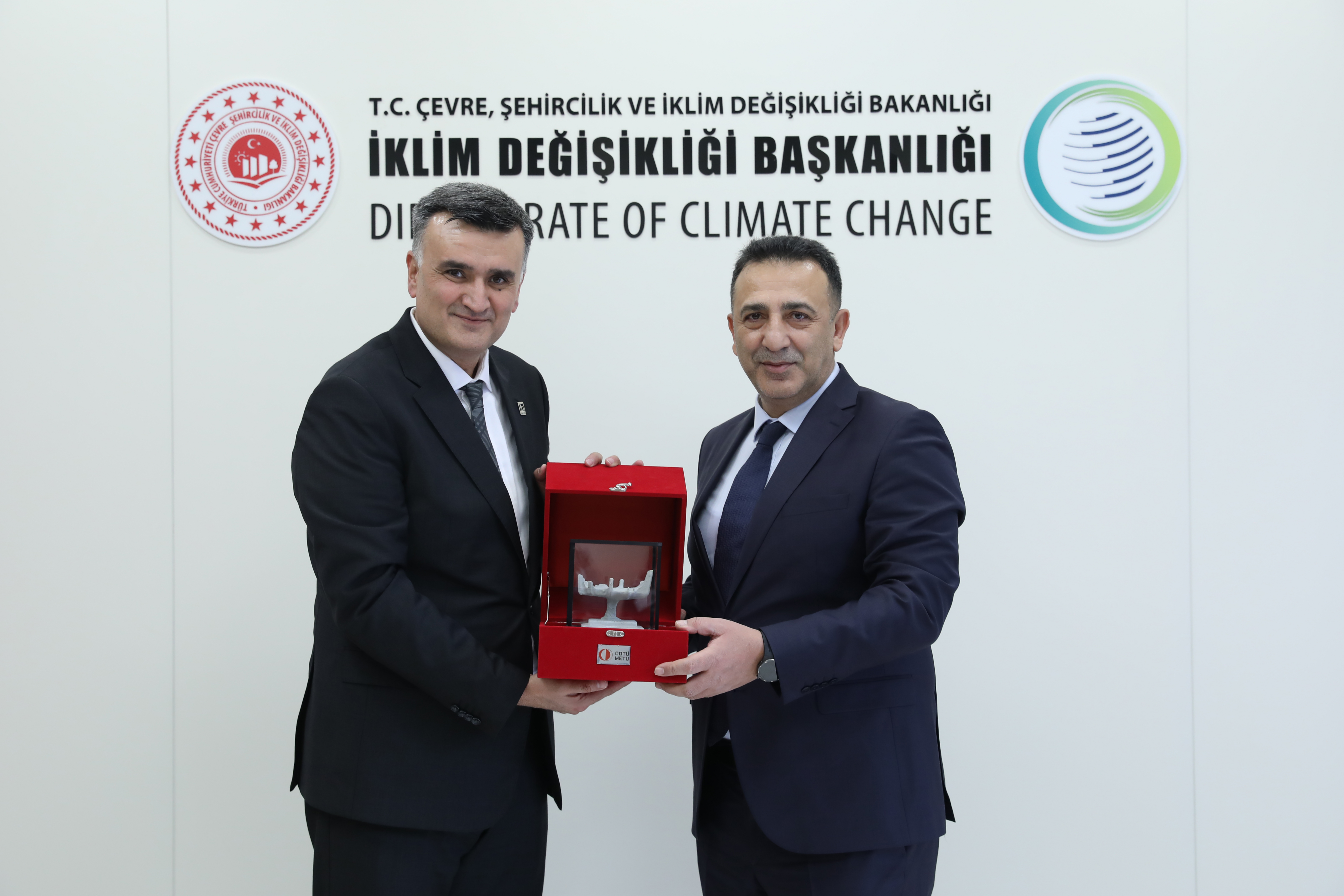 Başkan Hasar, Rektör Yozgatlıgil ile bir araya geldi