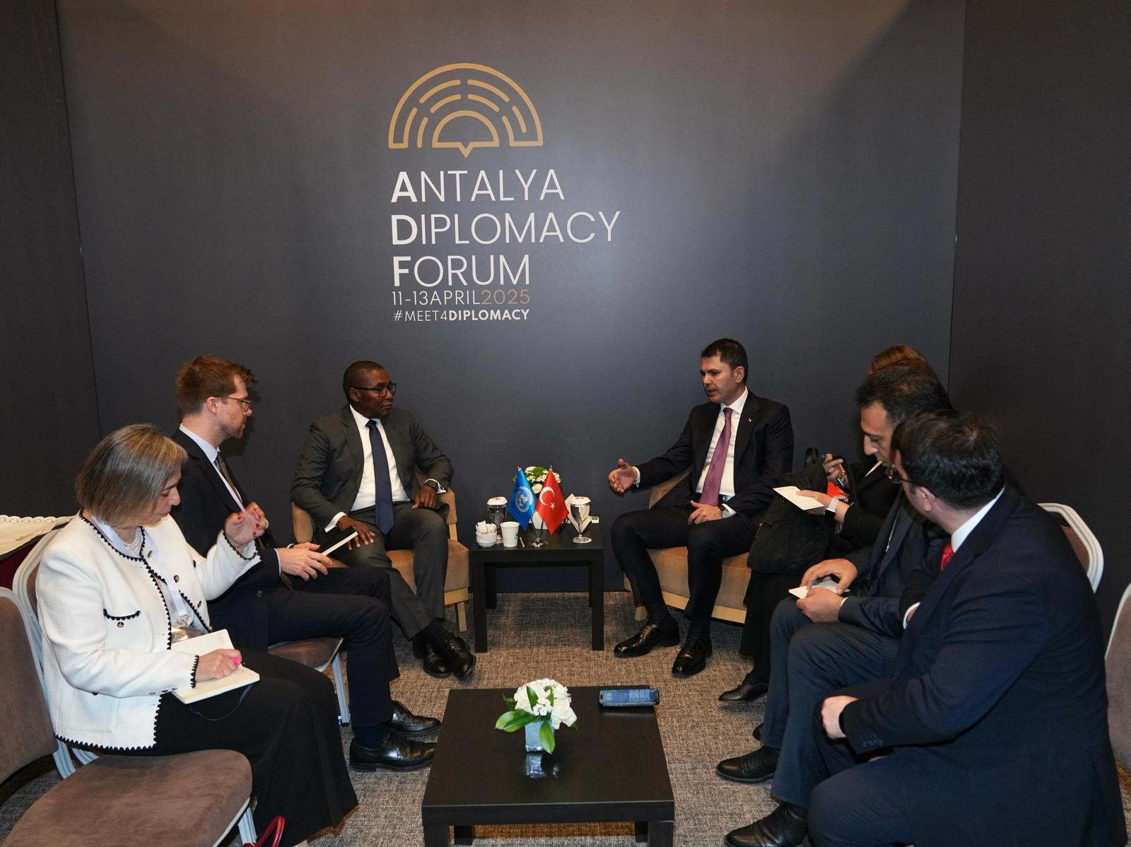 Çevre, Şehircilik ve İklim Değişikliği Bakanı Kurum, Antalya Diplomasi Forumu’na Katıldı
