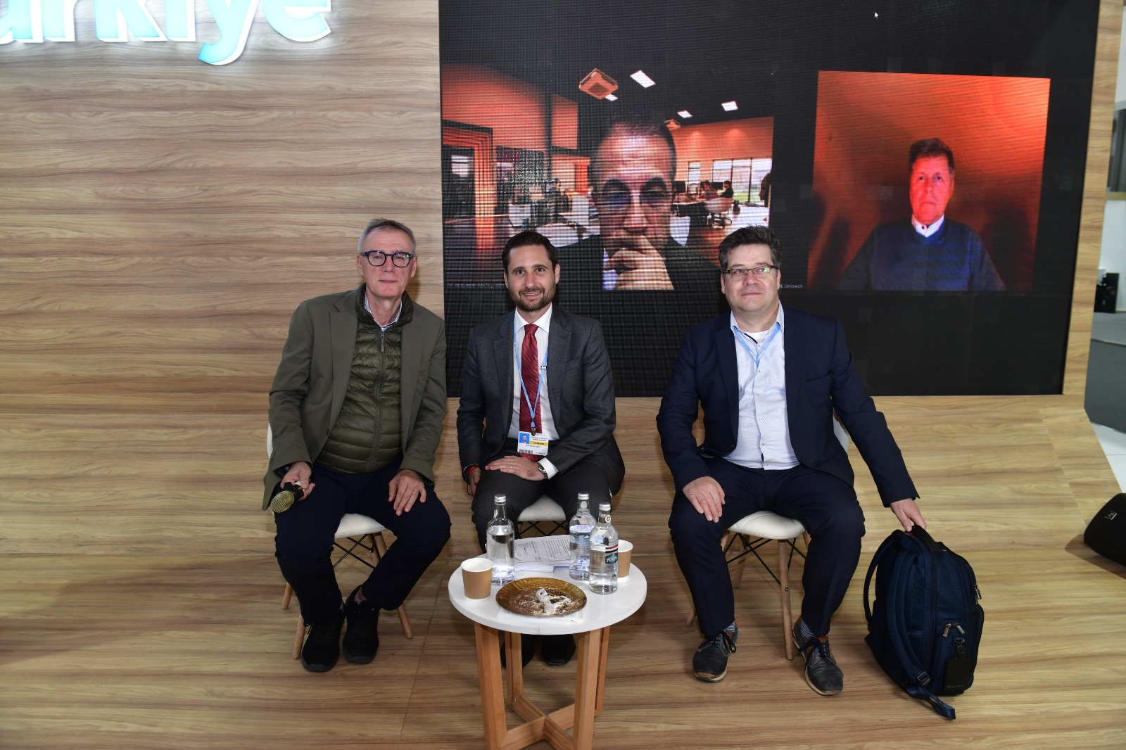 COP27 Yan Etkinlikleri Kapsamında Türkiye Standında Karbon Fiyatlandırma Politikaları ve Gönüllü Karbon Piyasaları Etkileşimleri Paneli Gerçekleştirildi