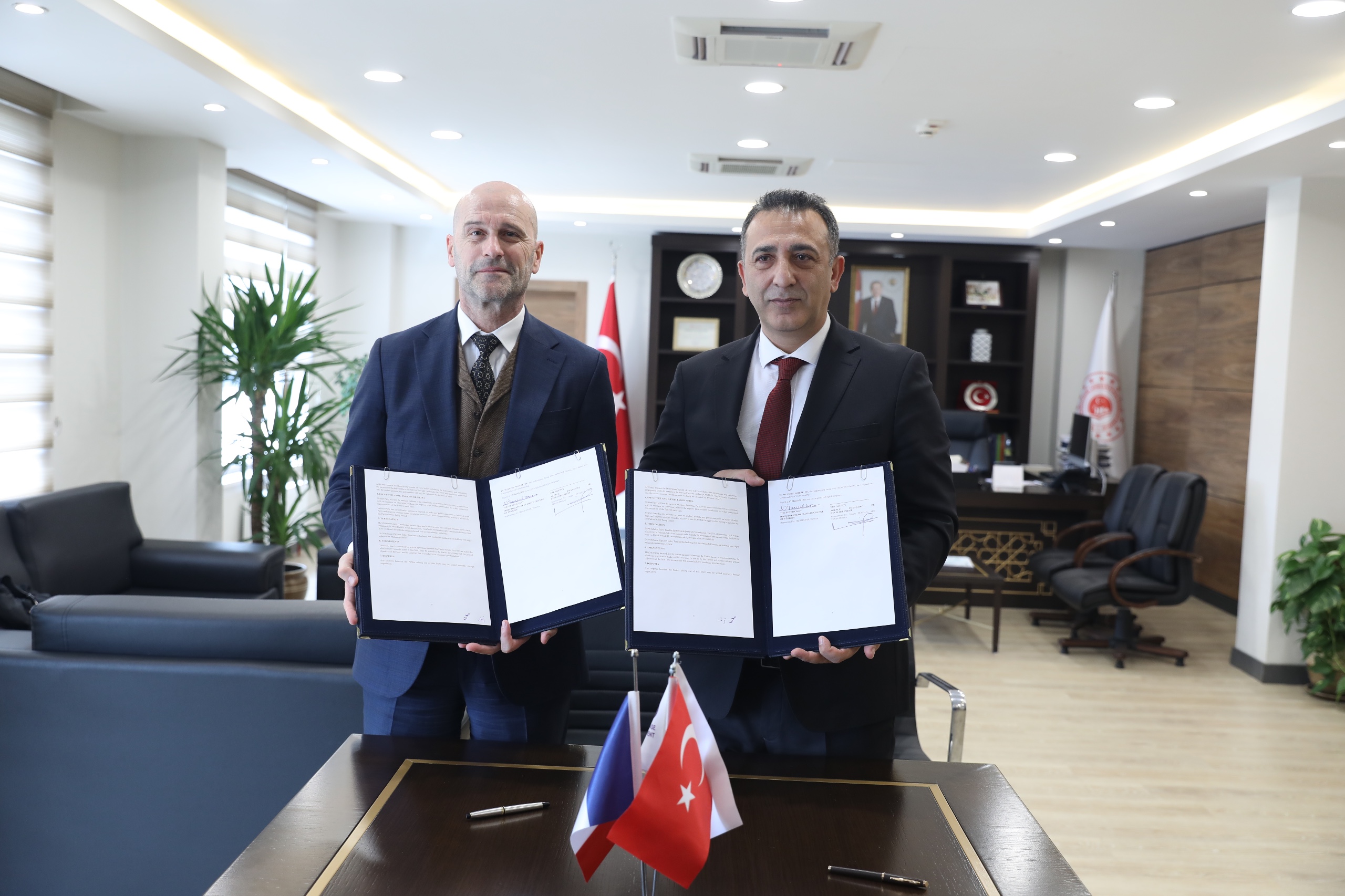 İklim Değişikliği Başkanlığıyla Fransız Kalkınma Ajansı arasında Mutabakat Zaptı imzalandı