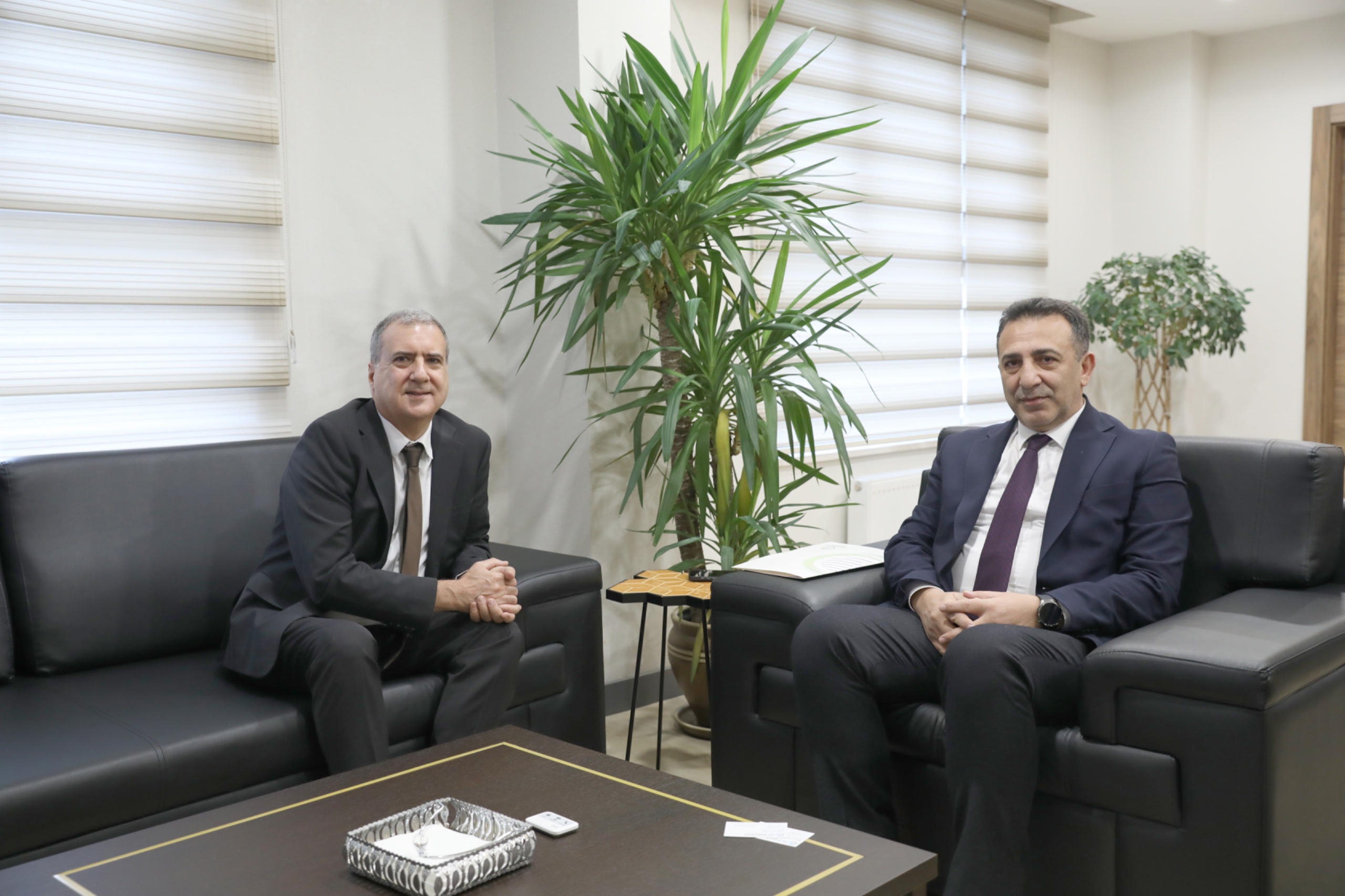 İklim Değişikliği Başkanı Hasar, Dünya Bankası Türkiye Direktörü Humberto Lopez bir araya geldi