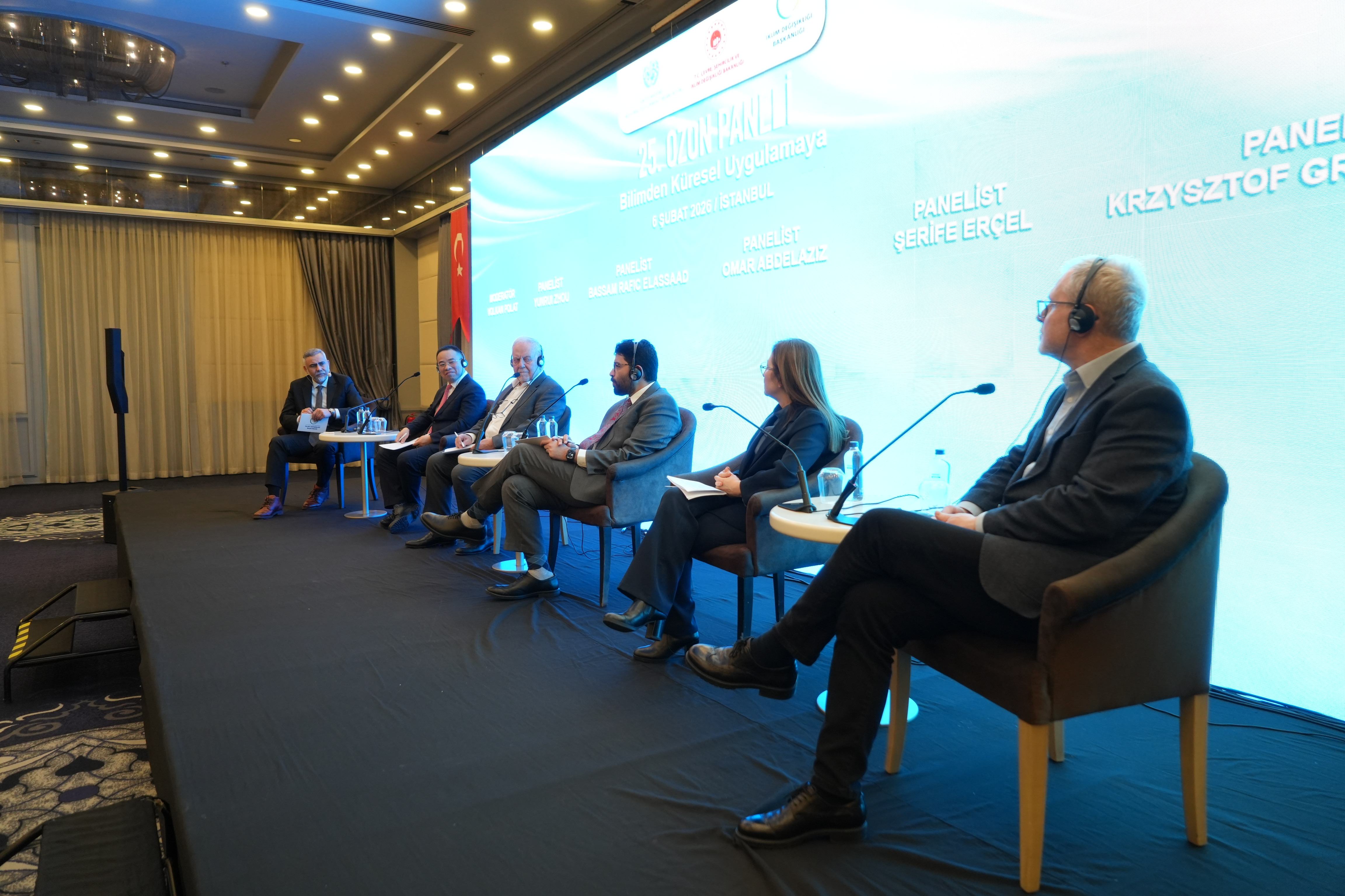 İstanbul’da Ozon Paneli Düzenlendi